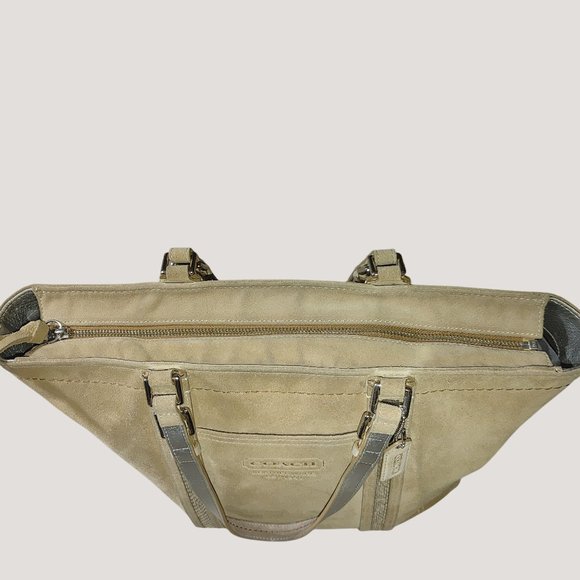 Coach Leatherware Suede Beaded Stripe Beige Tote Bag Dual Handles Zipper Closure - Picture 11 of 14